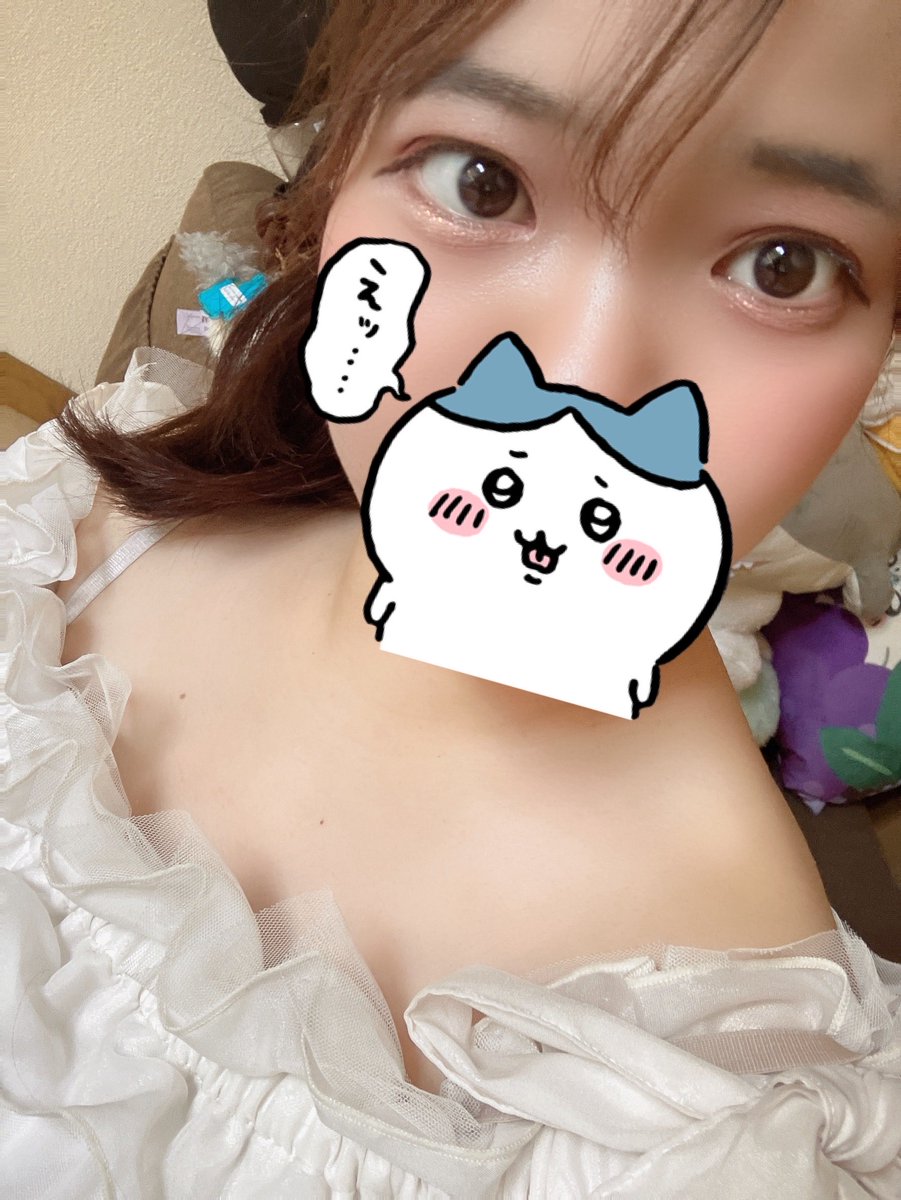 __xox__l's tweet photo. 久しぶりにメイクした https://t.co/n9hyARO3rY