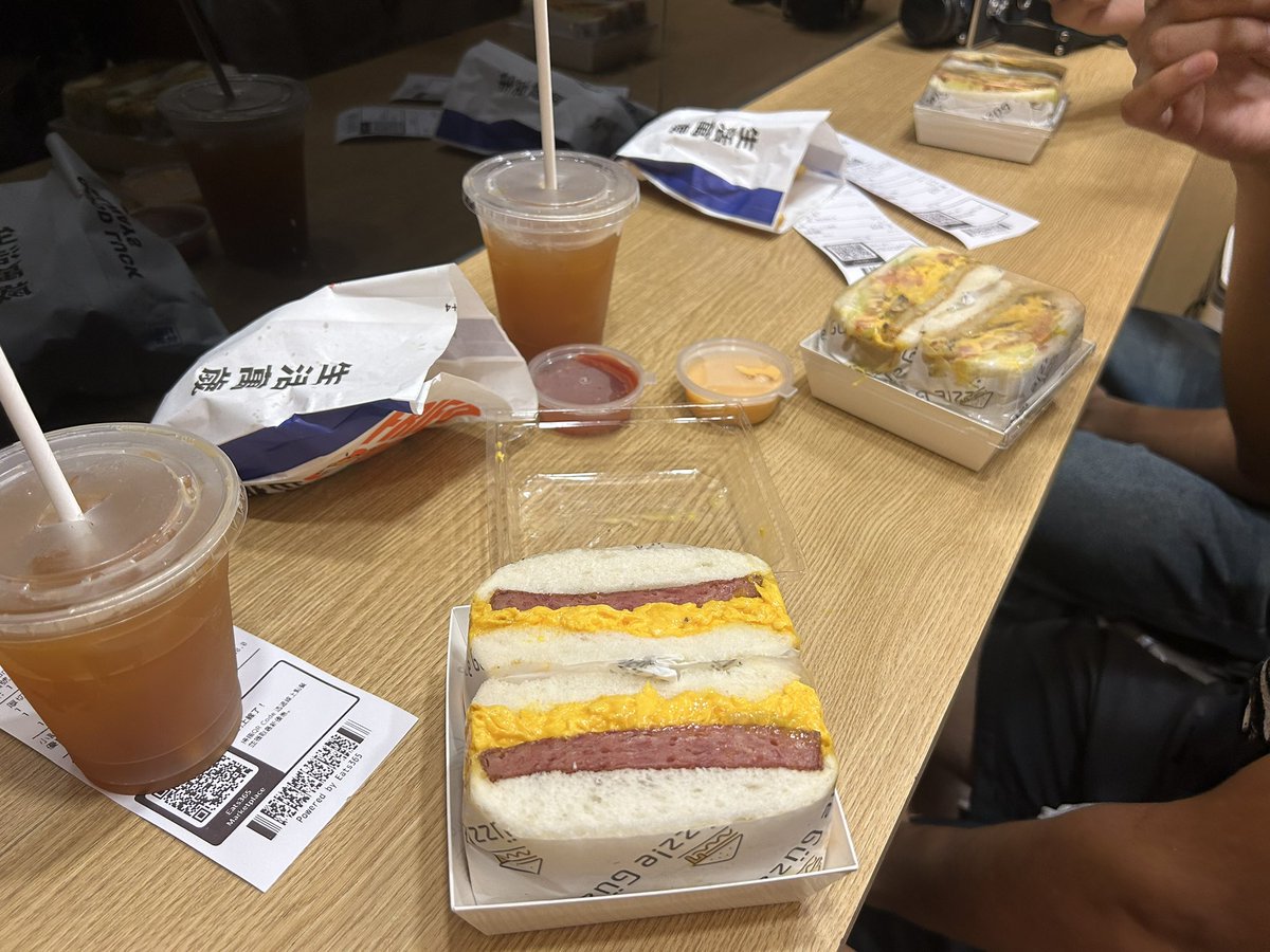 PUFFINGUS's tweet photo. Hong Kong #BreakfastPosting https://t.co/kMvtvllp98