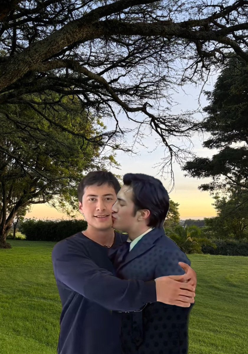 hudmoos's tweet photo. leaked photo of captain shane hollander and actor hudson williams https://t.co/o2BdWSluaU