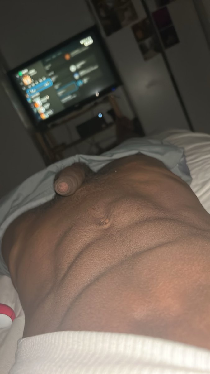 bigboypw8n's tweet photo. Need some sexy boys to make me hard, drop them snaps 😵‍💫 https://t.co/Am41ReuLWU