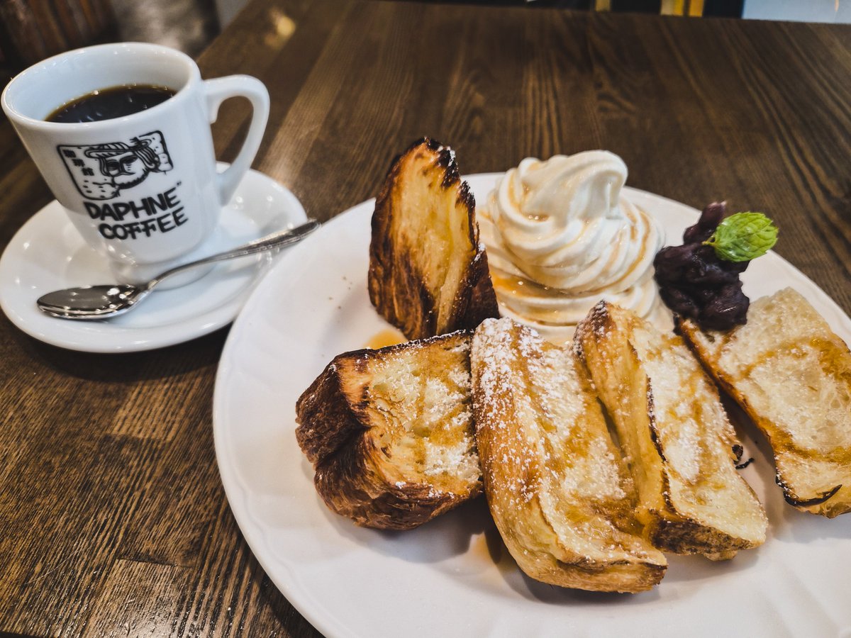 928and's tweet photo. 今日こそ名古屋～👏✨
小倉マッタリーヌ☕!!!!! https://t.co/X6BlCMNh2A