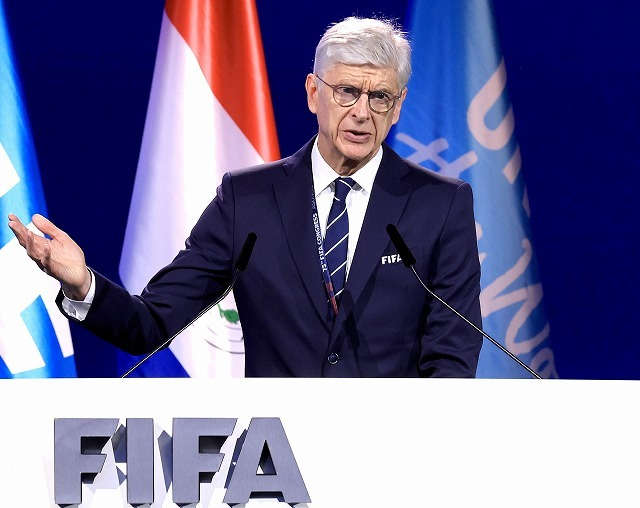 livedoornews's tweet photo. 【北中米W杯】FIFA要職、48カ国制に満足 一方で給水タイムは「大会後に影響を分析」
https://t.co/dPpWjaoUpv

FIFAのグローバルフットボール開発責任者を務めるアーセン・ヴェンゲル氏は給水タイムについて「人によっては気に入らなかった」とし、FIFAは「影響を分析する」と述べた。 https://t.co/ugqpUUwJM0