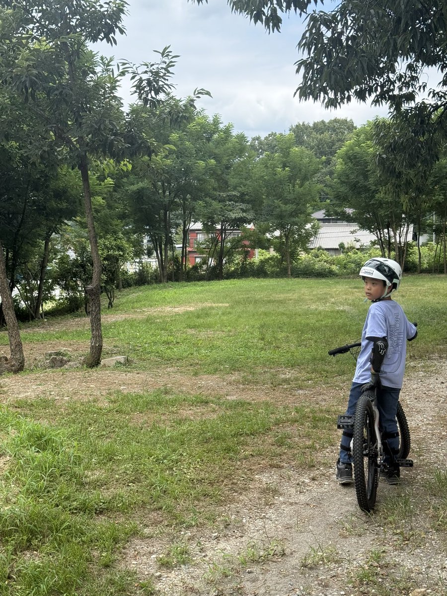jinrikisha's tweet photo. 只今、人力車マウンテンバイクパークで遊んでいます！

自分がいるのは開店14時に間に合うようにですがその後もパークでお遊びはして頂けますので時間に関係無く皆様も是非遊びに来て下さい！ https://t.co/gYYkFHcPSz