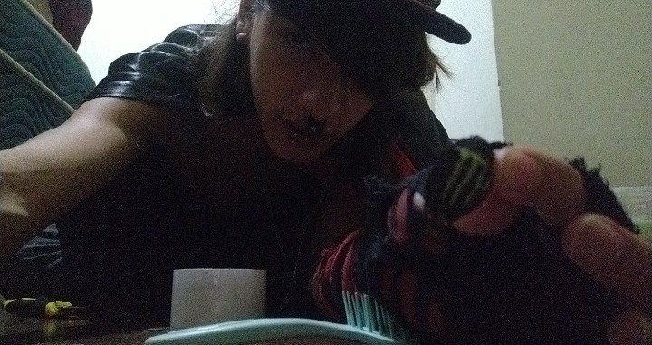 batyuri's tweet photo. Como Fazer Uma Palheta De Lata
Materiais:
•1 Lata;
•1 Tesoura.
#tutorial #tutoriais #comofazer #artesanato #emoartesanato #emocraft #palheta #palhetadelata #palhetademonster #monsterenergy #monster #viral #batyuriplays #emo #emotutorial #emocore #emocute
https://t.co/MNvGEGKtSd https://t.co/k2zUZF2vZE