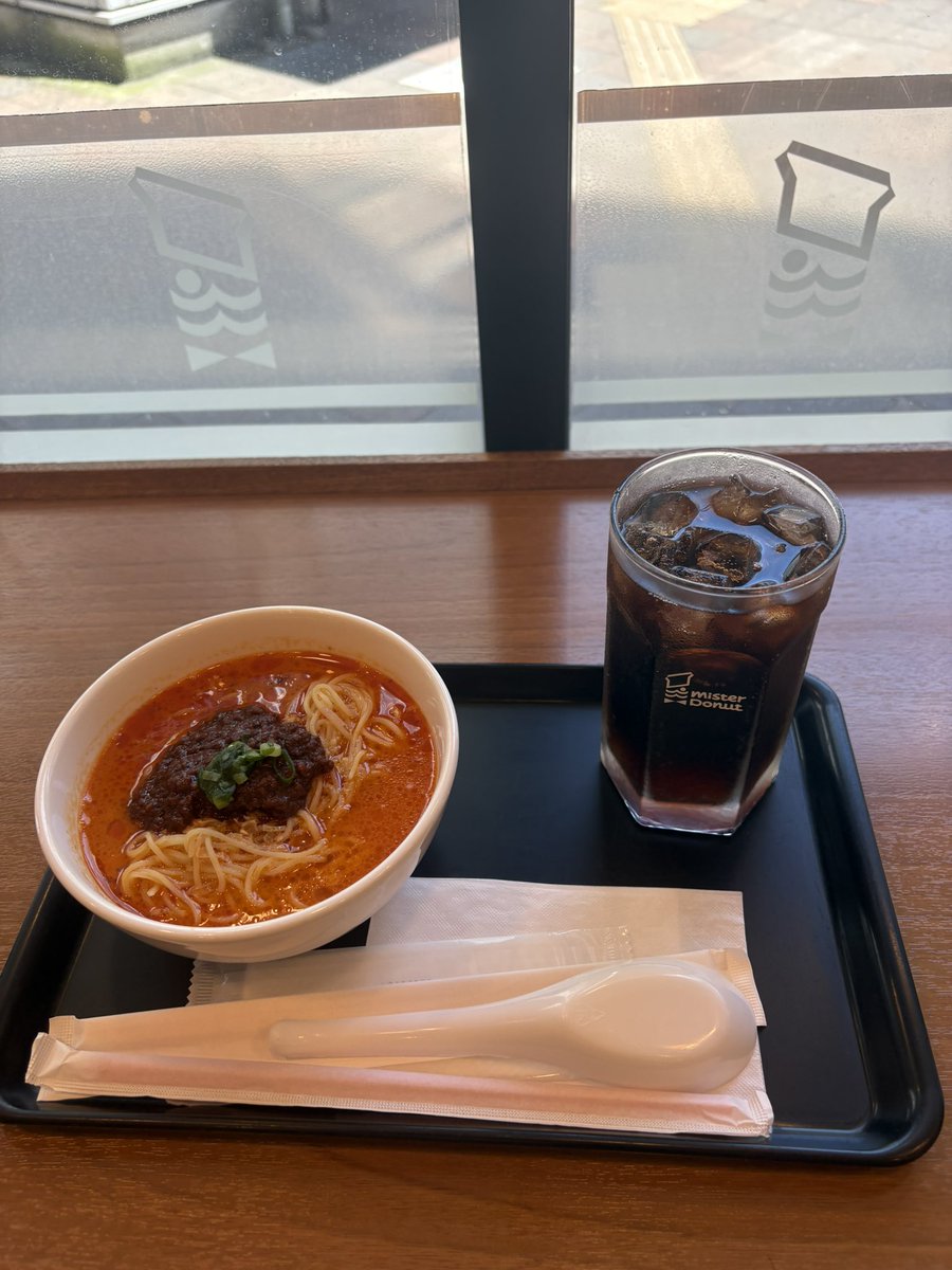 okame7298's tweet photo. お昼休憩行ってきました！
最初の3回転でラッシュ入って17連しました！
後半も頑張って行きます💪
 #PR  #MQリゾート東神奈川店 https://t.co/zLO7e5KTUS