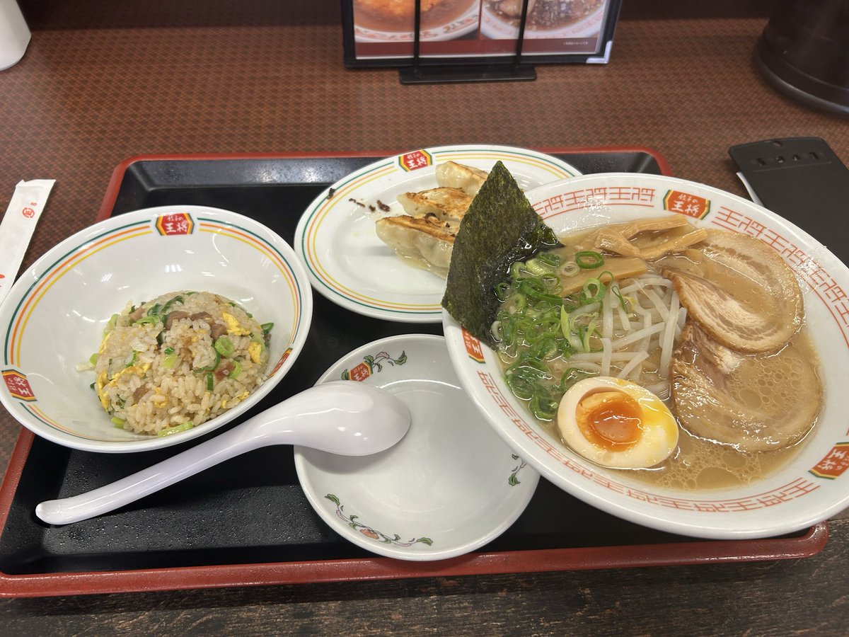 noichikin's tweet photo. 😋 https://t.co/zwHAkvuytB