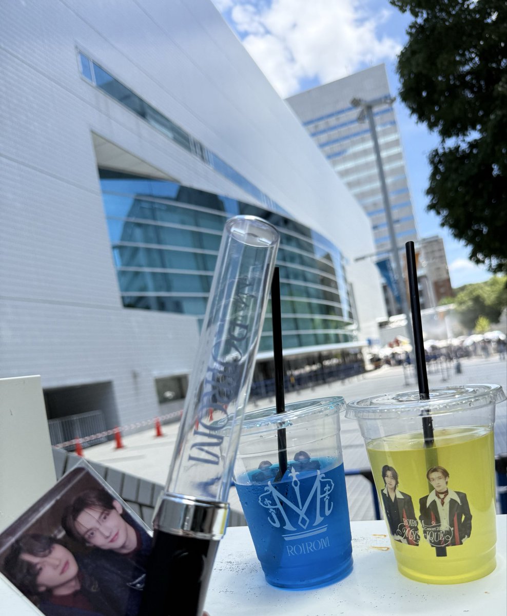 dpmimi2510's tweet photo. ROIROM 1st Concert 2026 “MYSTIQUE”

横アリ𖤐´
ROIROMﾌｧｲﾄ！

#ROIROM横アリ2026
#ROIROM https://t.co/UK1dfGYvFy