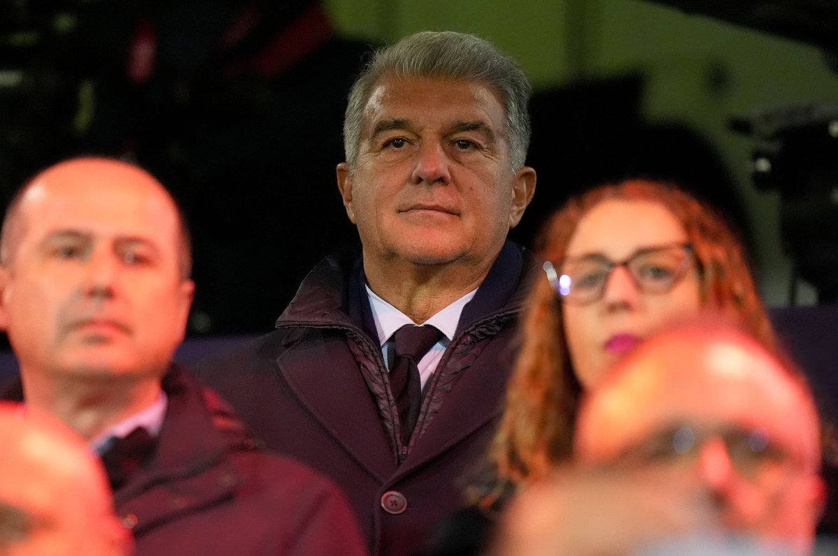 FabrizioRomano's tweet photo. 🚨 Barcelona president Joan Laporta: “We have made a very good offer for Julián Álvarez. After the World Cup we will announce when it expires”. https://t.co/M286vCuHpm