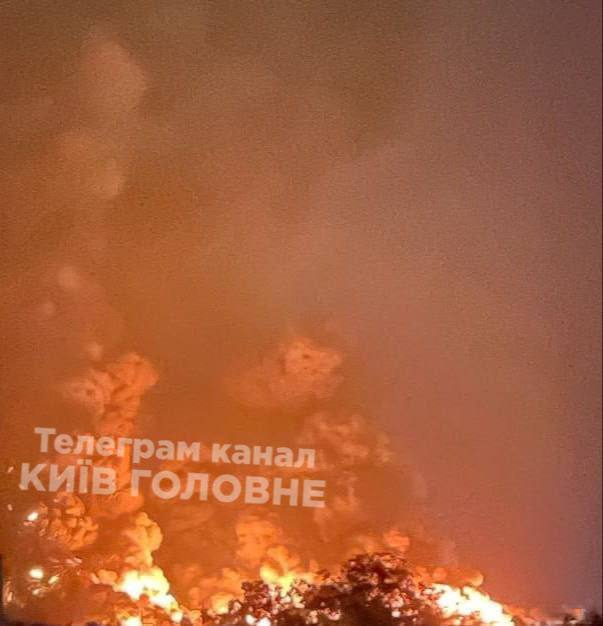 MarioNawfal's tweet photo. 🇺🇦 🇷🇺Russia fired more than 42 ballistic missiles at Kyiv, the largest ballistic barrage on the capital of the entire war.

-Over 42 Russian ballistic missiles reportedly targeted Kyiv in a single attack, an unprecedented concentration against the city since the invasion began

-It follows Ukraine's own escalation: drone strikes on the Moscow and Tambov logistics hubs of Wildberries, Russia's Amazon, killing at least eight and injuring dozens

-Zelensky says the warehouses feed Russia's war machine with sanctioned drone and navigation components, framing the strikes as answering Russian attacks on Ukraine's postal and civilian infrastructure

-Footage from Russia showed smoke plumes stretching dozens of miles as staff fled the burning complexes

-The exchange lands with Putin's approval falling amid relentless drone attacks, gasoline shortages, and battlefield stagnation

Source: @TabzLIVE , WSJ / Writer: Daniel