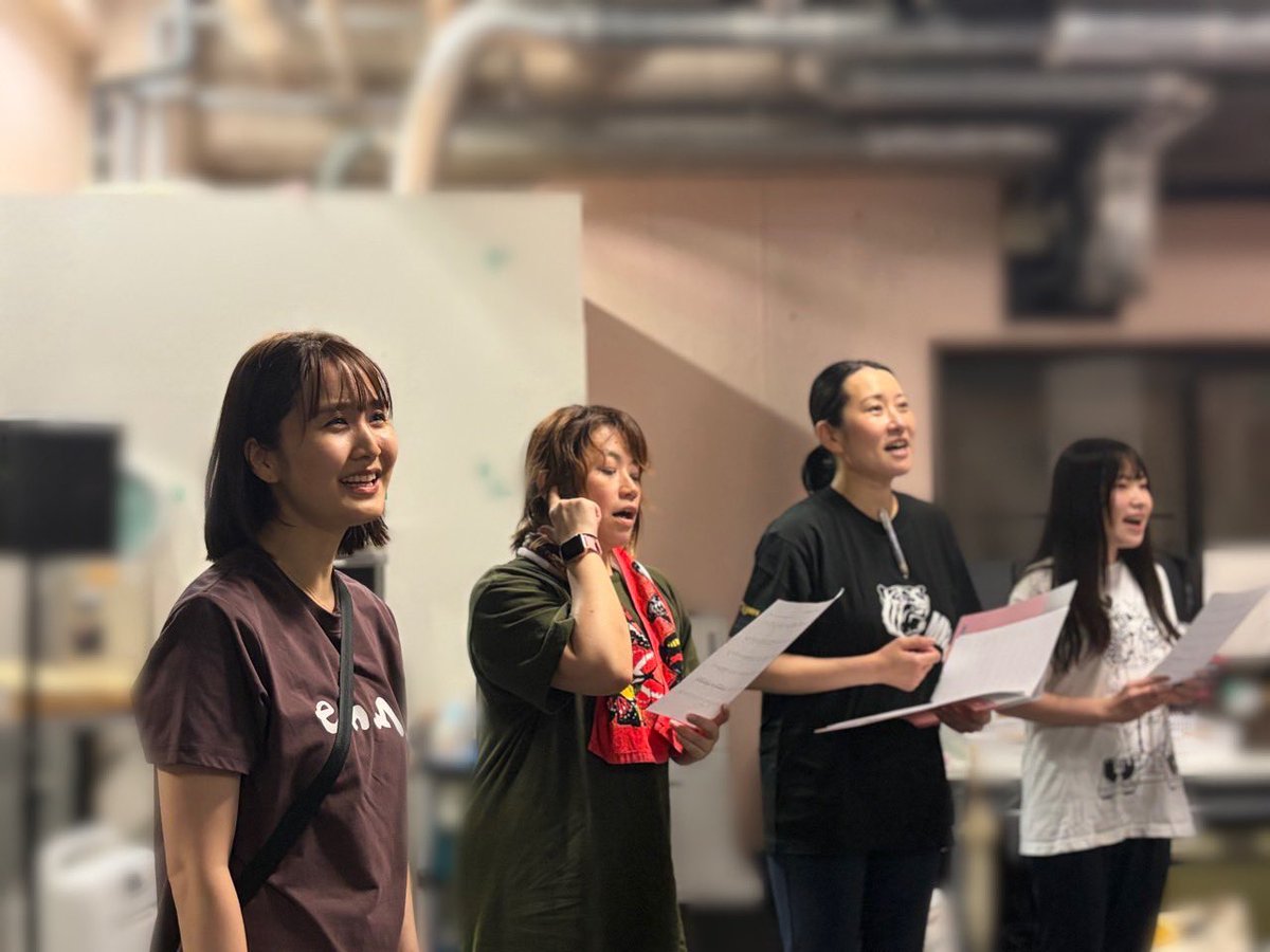 castalia_nerima's tweet photo. 〜先に進むほどエネルギーが必要になる〜

ダンス・歌・芝居
三位一体にするためには一つずつクリアしていかなければならない。

｢どれか｣ではなく｢全て｣
｢誰か｣ではなく｢全員｣

どこまで本気になれるか…やってみよう‼️‼️
 #カスタリア  #稽古の様子 https://t.co/mZ8IqPjGMv