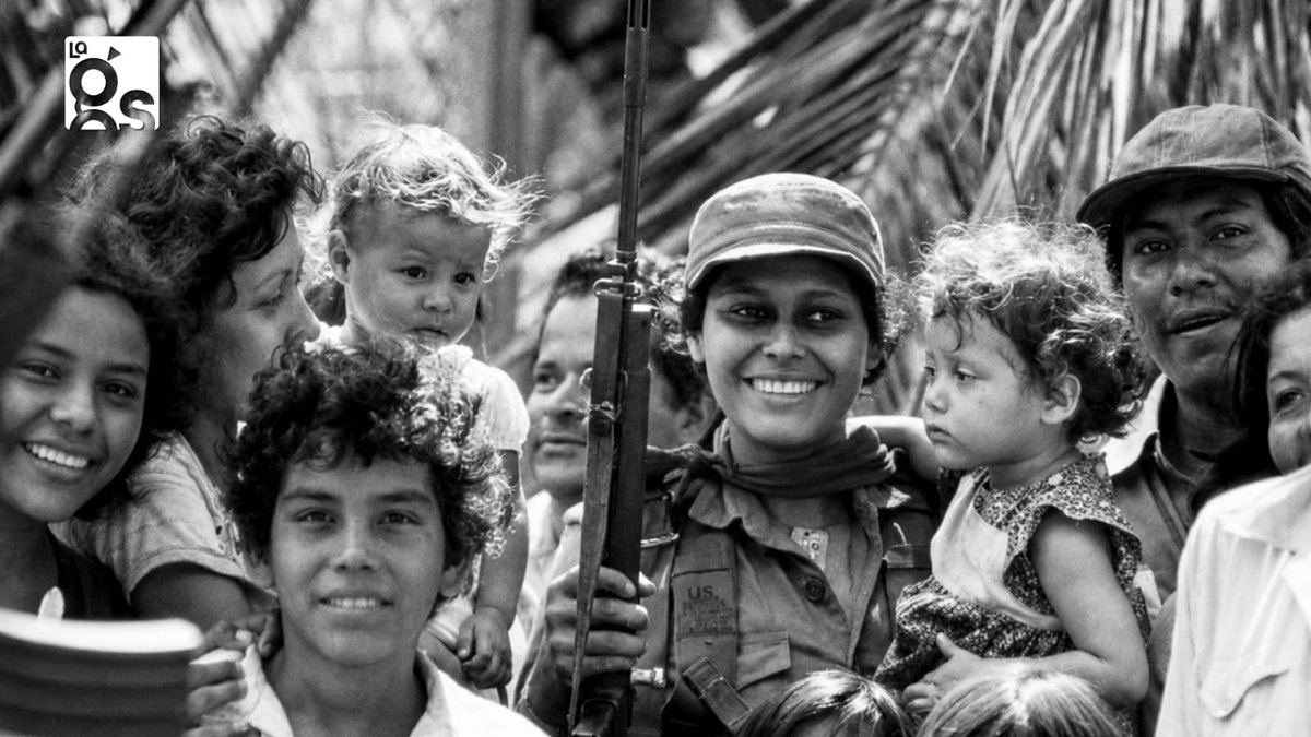 LaGacetaFSLN's tweet photo. La mirada firme en el combate y la sonrisa de un pueblo que abraza su libertad sintetizan el fuego eterno de la Revolución Sandinista.
¡A 47 años, seguimos conquistando victorias! ❤️🖤 https://t.co/cKoLEHtpia