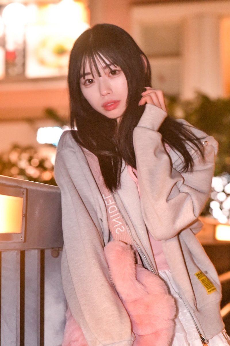 bluesky_model's tweet photo. ご報告

8月2日から小松夢、活動再開となります。
再度フォローしてお待ち頂ければと思います。
@yume_komatsu304 

現在の芸名での7月最後の予定は、明日20日、25日となります。

ご参加お待ちしております。 https://t.co/bw9IaJ1Ubi