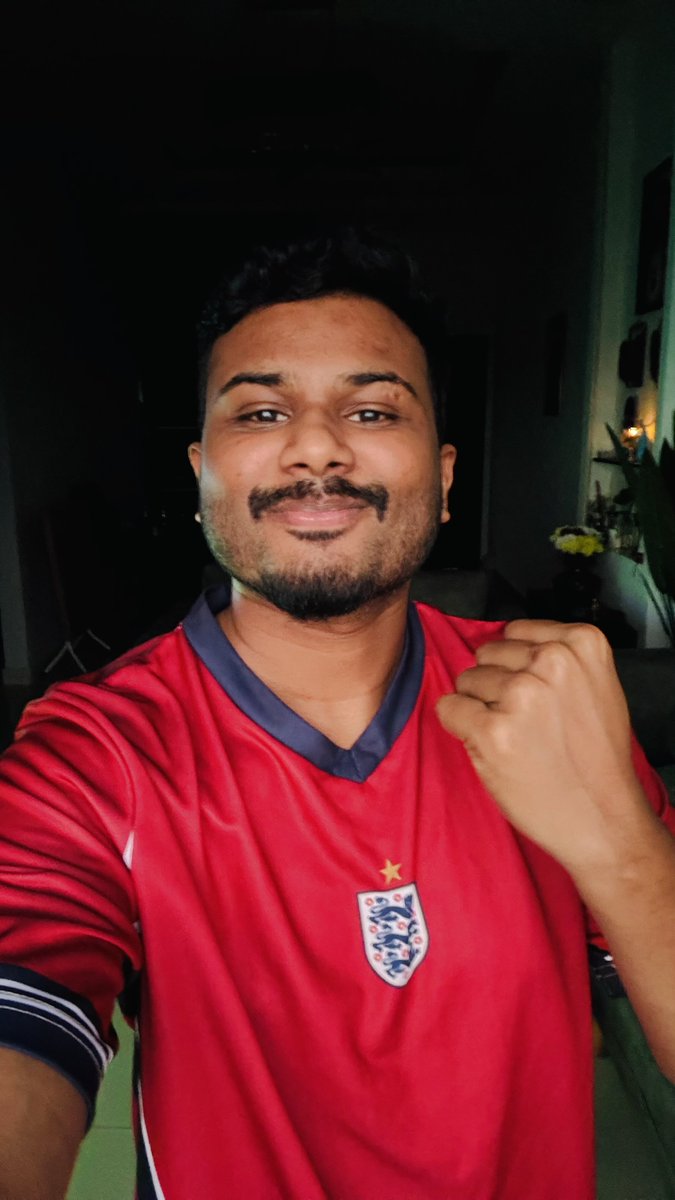 Kings_Ronyr's tweet photo. Signing off 🫡👏🏾

We remember, we rebuild,
we come back stronger 💪🏽🤙🏽

Thank you @England ❤️🏴󠁧󠁢󠁥󠁮󠁧󠁿 

#FIFAWorldCup2026 https://t.co/RzpkdjLINe