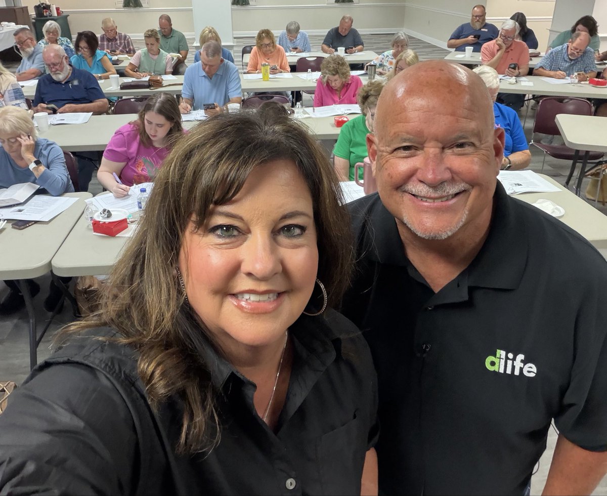 BillWilks's tweet photo. PTL for another awesome Disciple-Making Boot Camp today at FBC Waycross, GA. It was great being with our friends Pastor Ray & Stephanie Sullivan and Pastor Wayne & June Woods. The disciple-making movement continues to grow! #dlife #DiscipleMaking #makedisciples #discipleship #evangelism #thegreaterwork