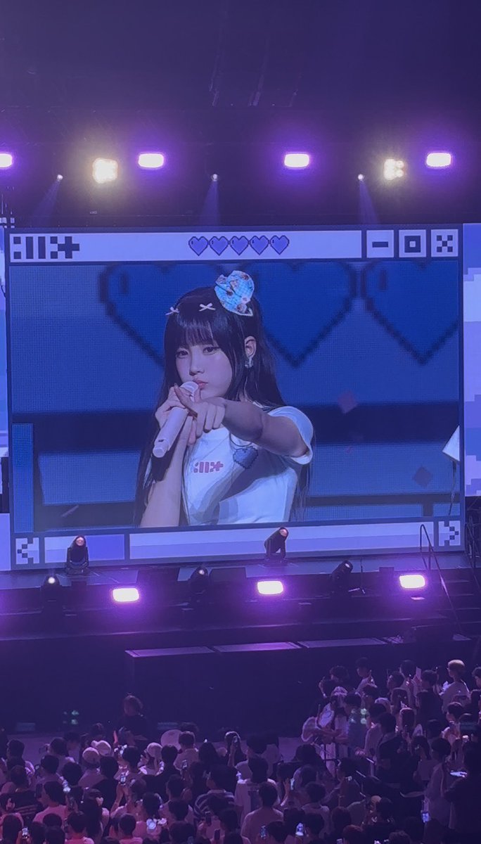 hikaria__'s tweet photo. had so much fun in Kobe!!!!! let’s meet one last time in Tokyo 🥹💖 #illit https://t.co/hWqqzuUIW3