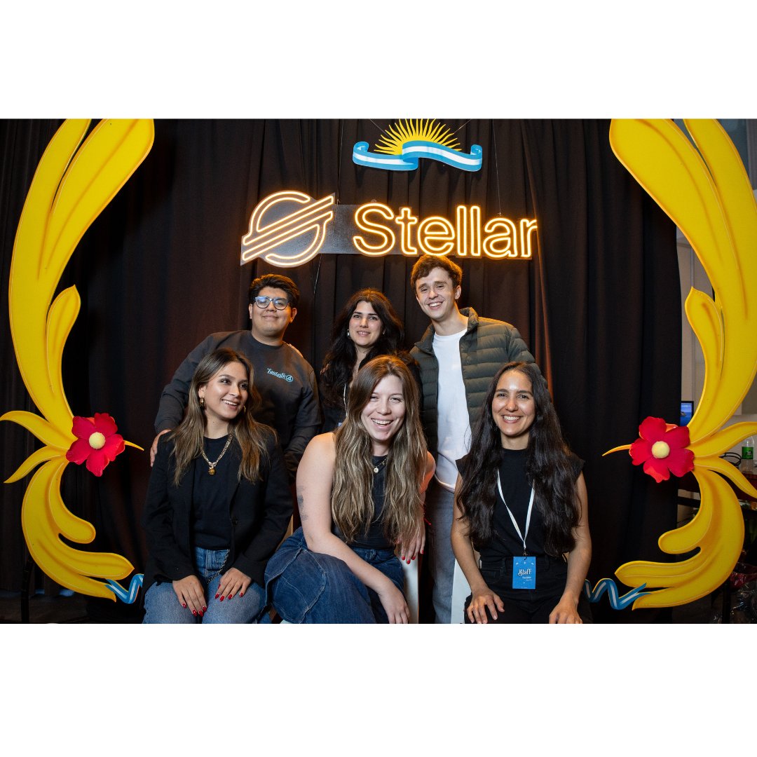 adrysavm's tweet photo. Si tuviera que describir Stellar Week Buenos Aires en una palabra, sería intención: intención al construir, colaborar y cuidar cada experiencia. Mi parte favorita fue ver a tantas personas creando con pasión aquello en lo que creen. 💛 @StarMaker_LATAM  @StellarOrg https://t.co/rHWPJVMkW8