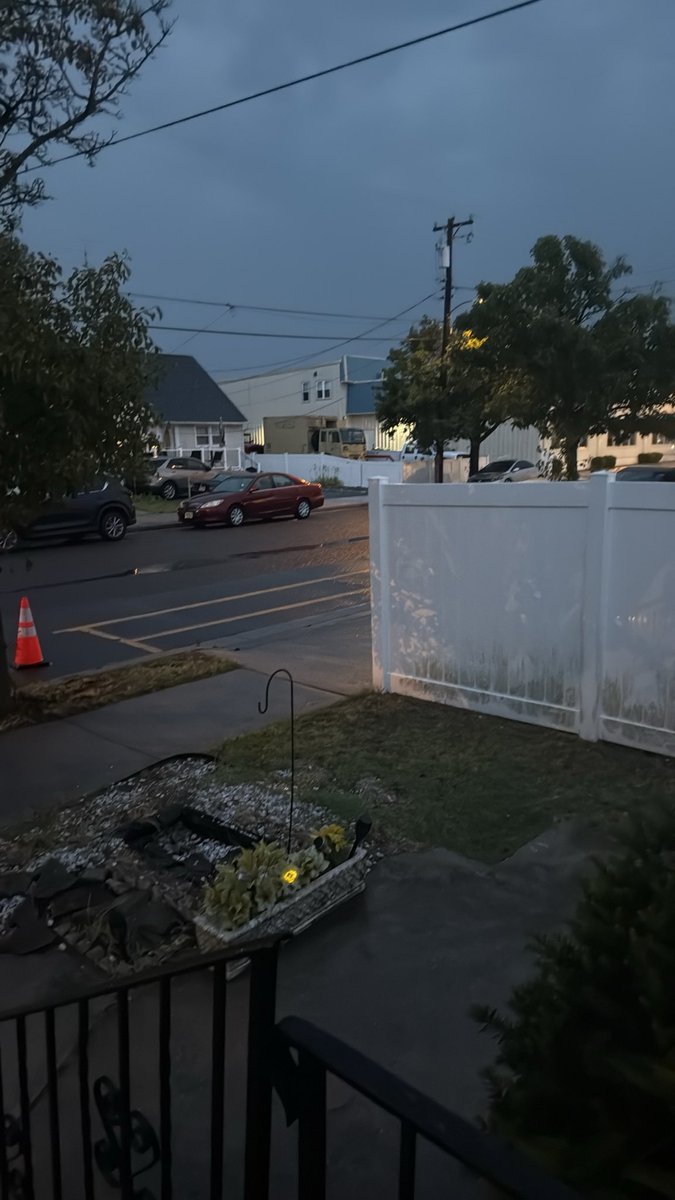 SheppVStitler's tweet photo. Scoping out the storm myself…can’t trust anything on the news these days #takingmattersintomyownhands https://t.co/j7mf0SzC1n