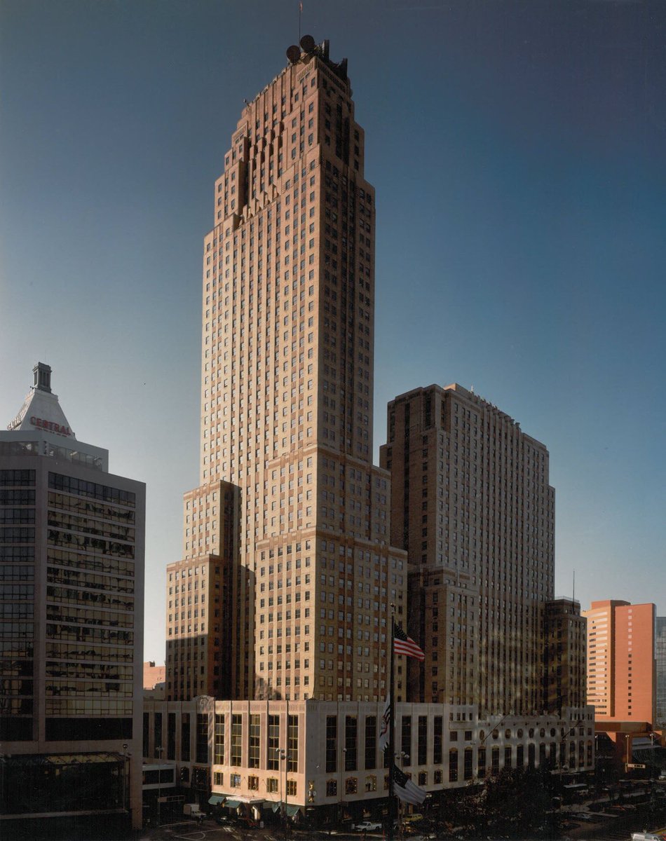 JohnJBlatchford's tweet photo. Our best buildings use the fewest materials. https://t.co/y6l4FYkhzV