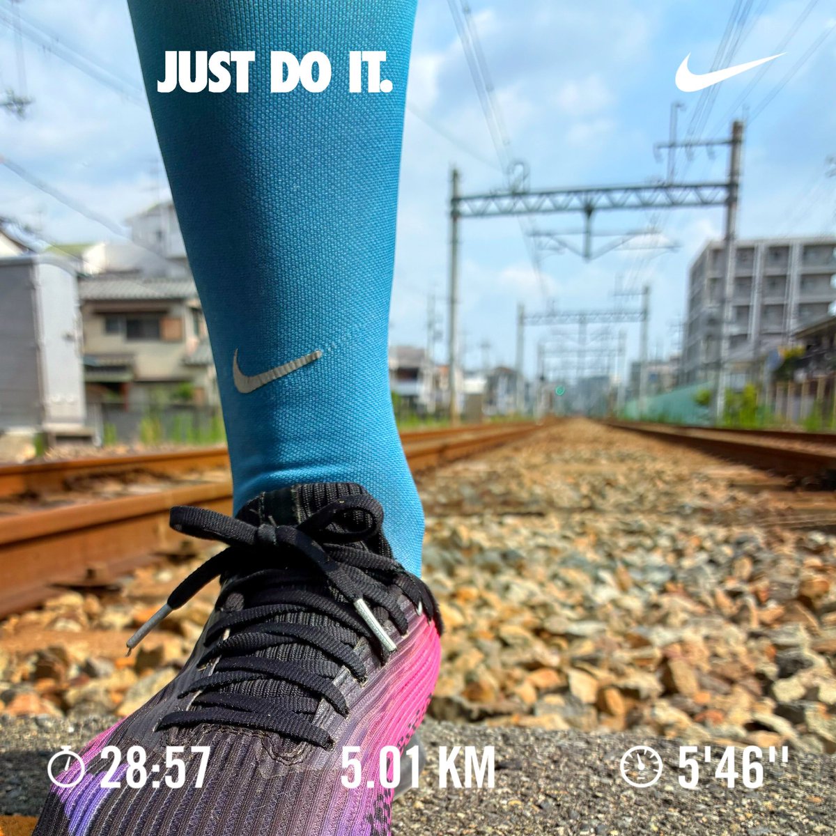 rika_happy's tweet photo. 汗💦だく過ぎて
公園の水道で頭から水浴び RUN

明日から水着👙 RUNかっ⁈😆 https://t.co/s4mc6ojoKa