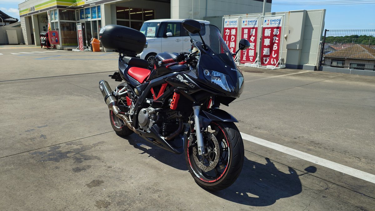 ponta_clio2RS's tweet photo. スタートが遅くなってしまいましたが(^^ゞ今から西に向いてSV650Sでおバイクして参ります♪
久々なので安全運転で♪(^^)d https://t.co/eowfFl8kVI