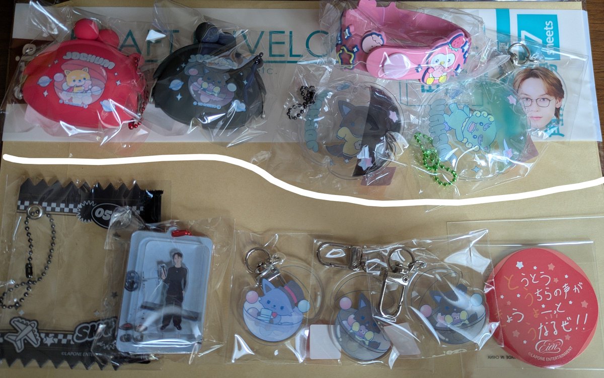 JAMRT4's tweet photo. JO1 JO1DER SHOW 2026 EIEN 永縁
カプセルトイ ガチャ　交換

譲
ミニがま口　まめちぃ　ピーハイ
ラバーバンド　ぽぽ
カプセル　ピーハイ　ヤヌカミ
顔面アクキー　與那城
ブリスター入ミニアクスタ 豆原
アクキー　レイン　ピーハイ
缶バッジケース　金城

求　ミニがま口　ぽぽ

#JO1交換 https://t.co/taFzZhJjNJ