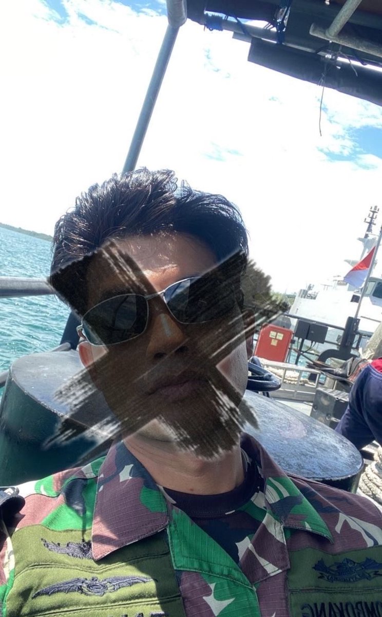 Patience_1998's tweet photo. Bilangnya minggu depan ada dinas kekalimantan, karna udah sange parah jd maksain buat ketemu dulu dikost🫠💦
Fullnya dibio ya. https://t.co/YyjINeXBPe