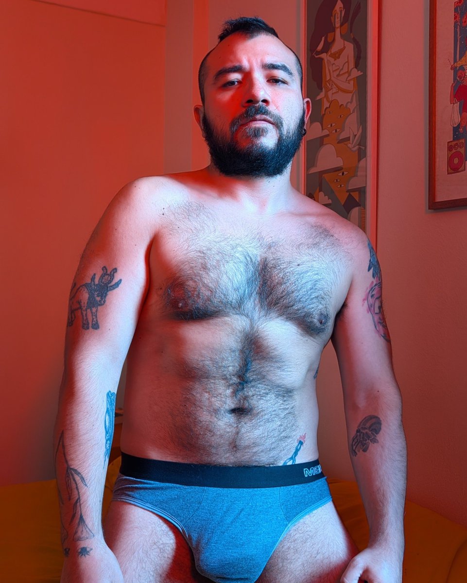 gamerwerbear_'s tweet photo. 😘 https://t.co/LhYrv4xItl