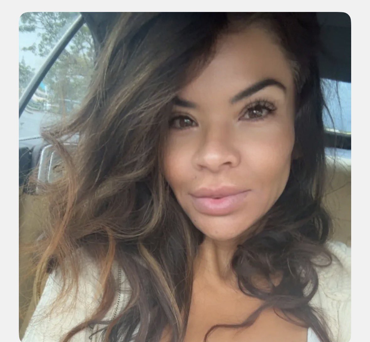 TurboVix's tweet photo. Hot girl check…Hot? Yes? No? https://t.co/UoqrBB1r0H