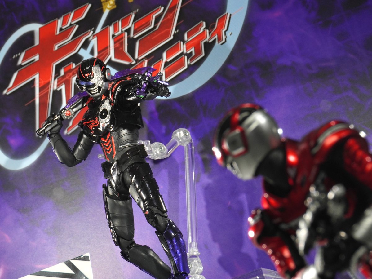 tamashii_tnt's tweet photo. 魂ストア東京 展示情報🆕

魂ストア東京で開催中の「TAMASHII NATIONS LIVE ACTION FIGURE EXPO 2026」に、
最終回を迎えたPROJECT R.E.D.『#超宇宙刑事ギャバンインフィニティ』より
「S.H.Figuarts デス・ギャバン」を追加展示❕

ぜひ店頭でご覧ください👀✨

#超ギャバン #GAVAN #t_shf #魂ストア東京