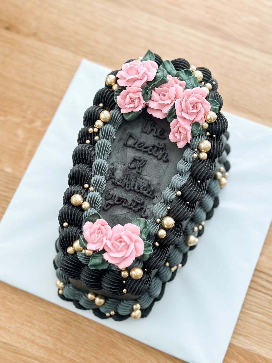 𝓢𝓱𝓮𝓻𝔂𝓵𝔂𝓷𝓷 🥀 tweet media