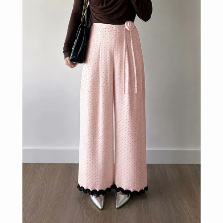 caerule4phile's tweet photo. The cutest pants for your everyday look ✨ https://t.co/qDhBVtYfHB