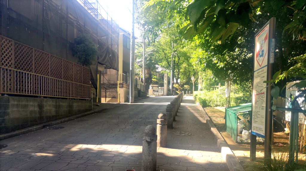 mio_tam's tweet photo. 皆様おはようございますです。今日も仕事だ(>_<) https://t.co/tbXeNTvfQx