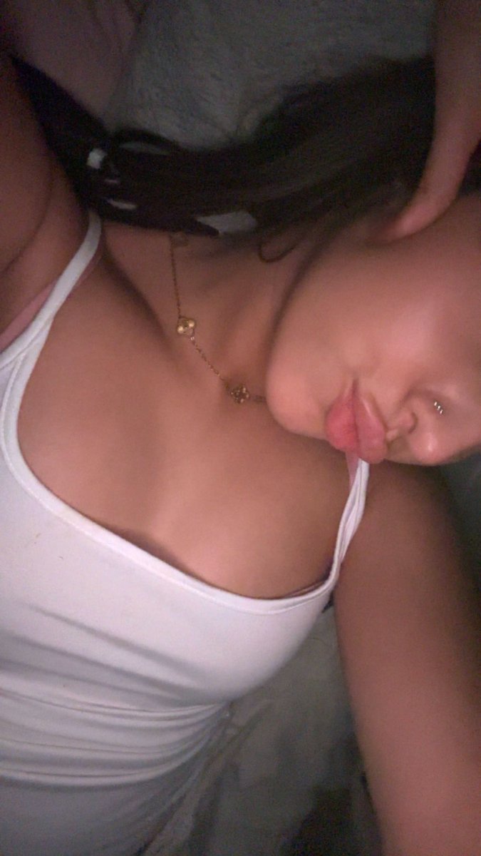 us3rny's tweet photo. qui dispo les chiennes #moneymiss
#findom #mistress #paypig
@rtfeetslave1 @RTfemdomLux @rt_promo2k
@RT_subm @rtfindom #dom #moneyslaves
#moneymiss #findom #mistress #paypig
@Brun0Parent @rtfeetslave1 https://t.co/Sg1jWsVdsD