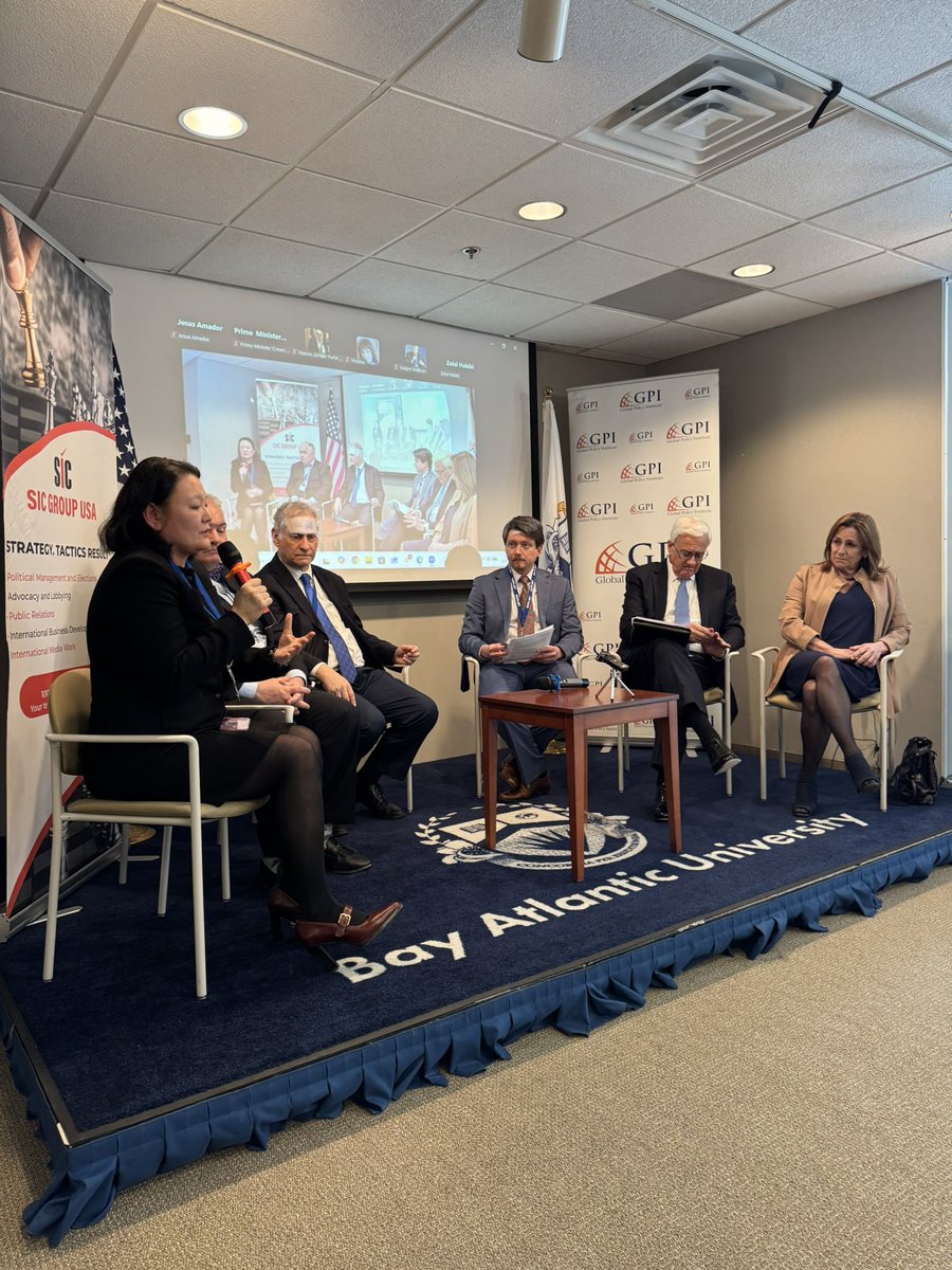 DulceAngel0's tweet photo. At the International Government Relations Forum 👏🏼 

#washington #internationalrelations #diplomatic #politics #publicaffairs https://t.co/TkE921kxvZ