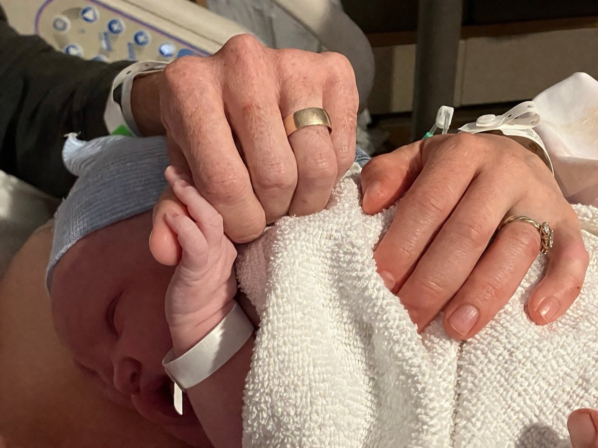 jkell27's tweet photo. Complete joy! God’s plan! #newborn #baby #bebe #godsplan #husband #wife #increaseandmultiply #family #ChristianFaith #lds https://t.co/aM6PH8BY8c
