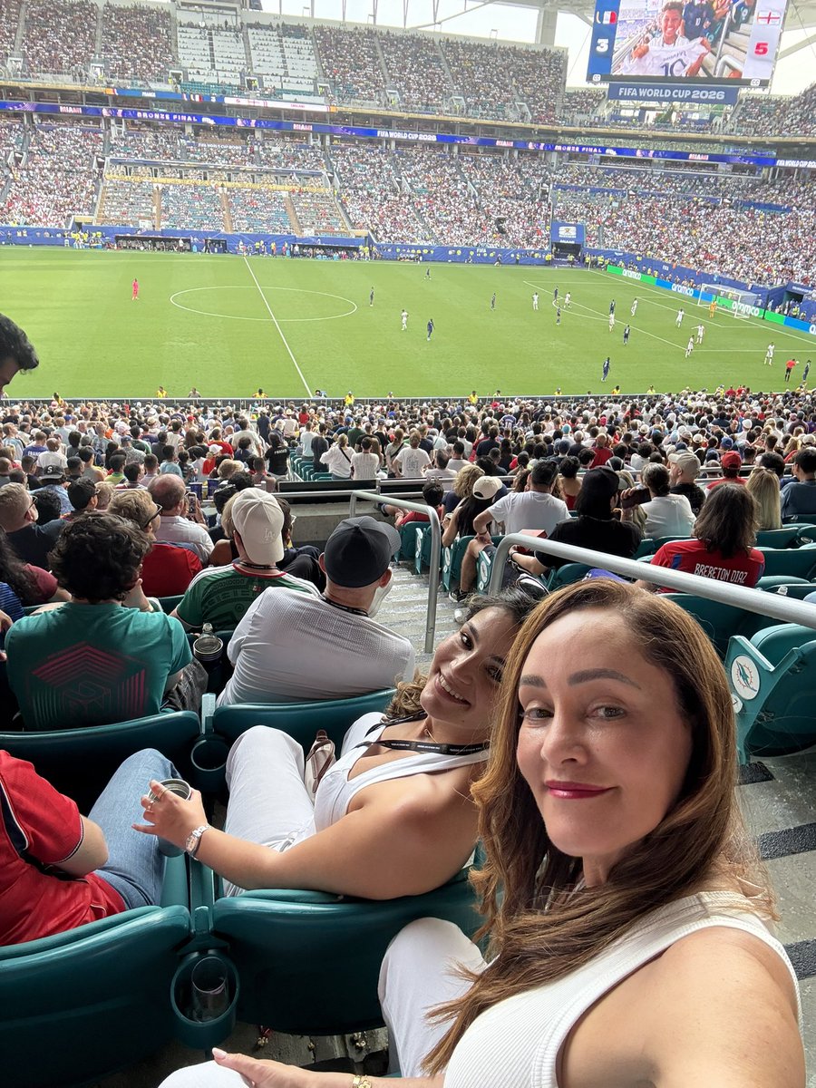 annmarievazja's tweet photo. World Cup 2026 🌎🏆🥳

Bronze final!🏴󠁧󠁢󠁥󠁮󠁧󠁿vs🇫🇷
A dream 40 plus years in the making! What a match!
10 goals! 

#EvaMay granddaughter from Duff House https://t.co/s4hvbqMGvk