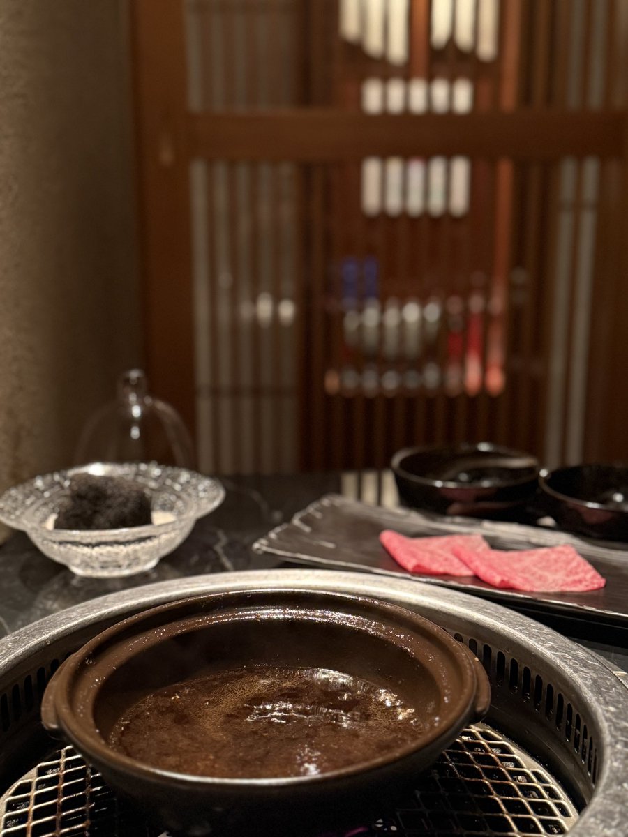 l_d8000's tweet photo. 焼肉屋を聞かれたので、細かく送ったら
焼肉屋のアテンドガーシーて言われたw

食べる気あります！！！ https://t.co/dSD863IRa5