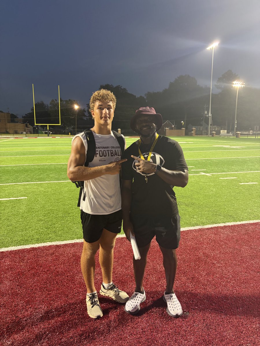 Collin_daq's tweet photo. After a great camp and conversation with @CoachBrown_ I am blessed to receive an offer from @Gents_Football. 
@WFHS_FB @TerryMinor_ https://t.co/Ctbrm8dOxn