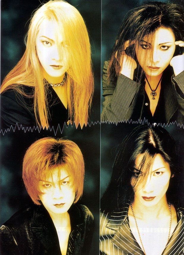 A_T_M_K_unaju's tweet photo. #このバンドorミュージシャンを分かったらリプ・100いいね目指す
ヒント：1993年に結成された日本の伝説的なヴィジュアル系ロックバンドで、黒夢らとともに「名古屋系」と呼ばれる、独自の一大ビジュアル・シーンの創成期を築き上げ、その退廃的でダークな世界観、ハードな重低音、そして一度聴いたら耳を離れないメロディアスな楽曲展開は、当時のシーンに多大な影響を与えました