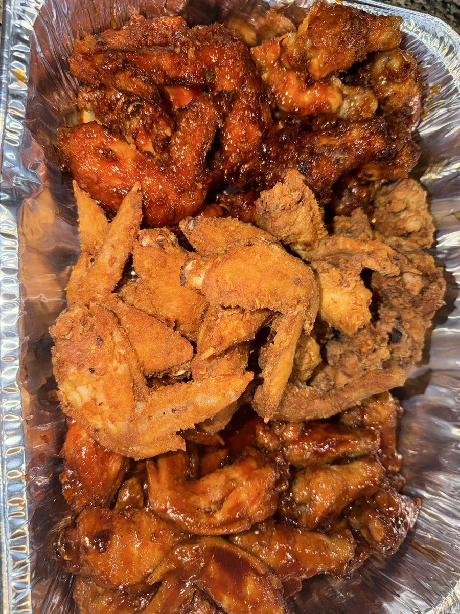 matehya_eff's tweet photo. Ginger Asian sweet heat. Plain and coconut honey bbq.! https://t.co/if5ia0LLhB