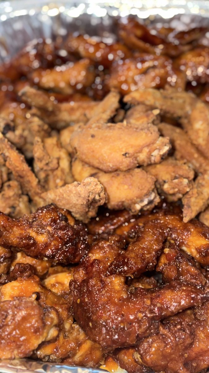 matehya_eff's tweet photo. Ginger Asian sweet heat. Plain and coconut honey bbq.! https://t.co/if5ia0LLhB