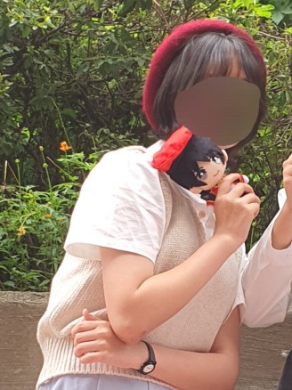 show_taime11's tweet photo. 사실 저 17일 첫타임에 이스핀 코스프레하고 룬아 콜캎에 갔답니다
옆에 막군도 있었어요 https://t.co/J5ysA3bC9J