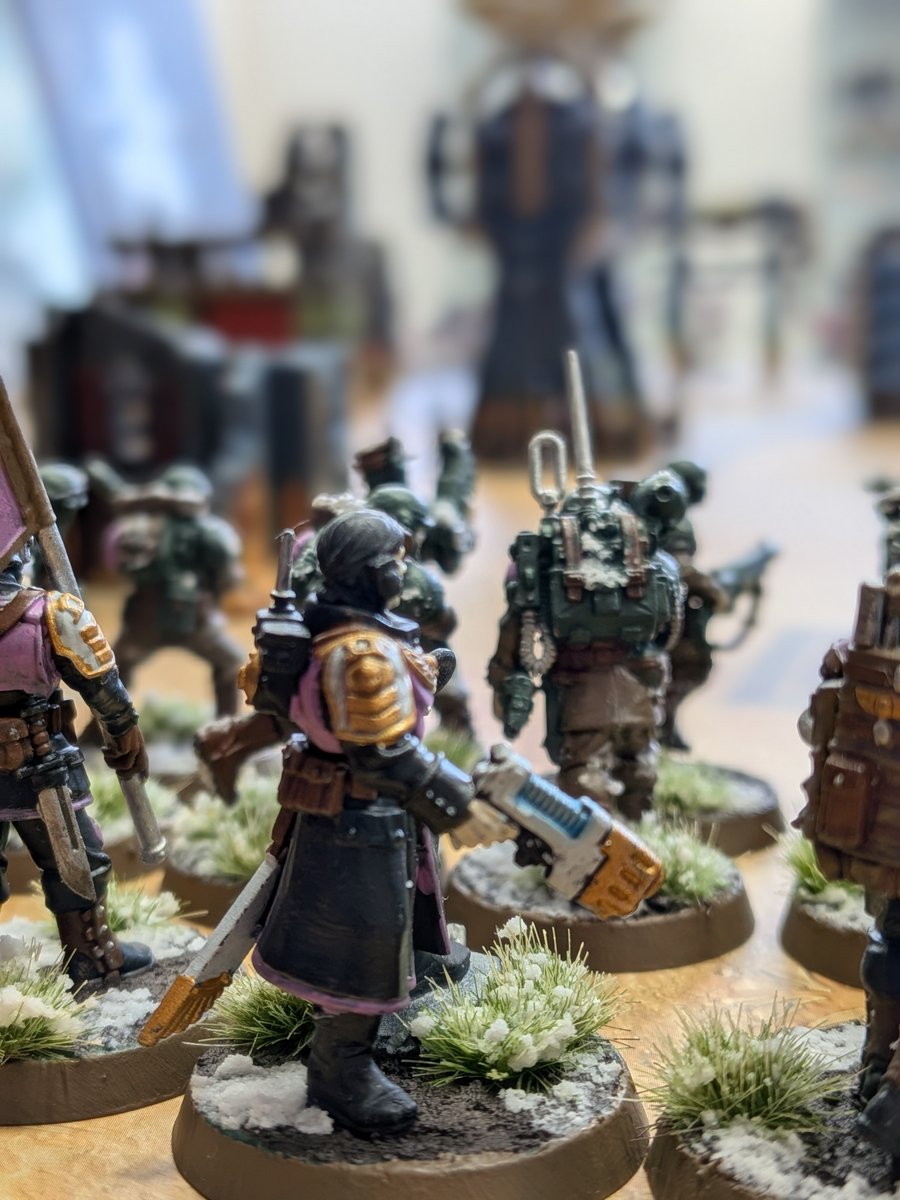 WarhammerYKSK's tweet photo. 地獄のような世界アルマゲドンでは、終わりのない戦いが繰り広げられています。ウォーハンマー40,000の第11版で、あなたはどのような物語を紡いでいくのでしょうか？

Upon the hellish world of Armageddon endless battles rage. What stories are you telling with the new 40k 11th edition? https://t.co/lX4GoZijYk