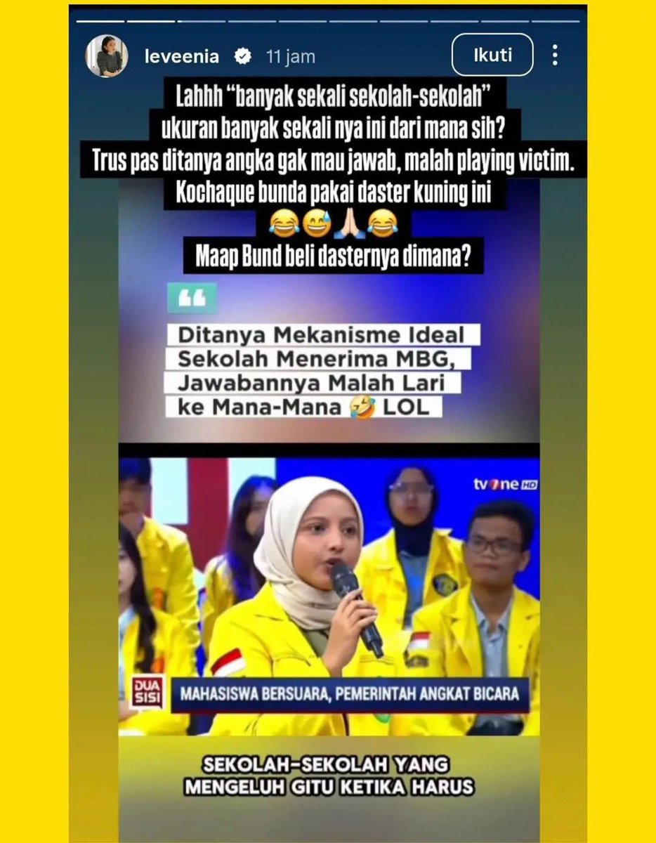 renanurfiana4's tweet photo. Beginikah kualitas Tenaga Ahli Utama Kantor Staf Presiden? Si Ulta Levenia Nababan, menyamakan jas almamater dengan daster! 
Sekalinya udah viral ee malah di hapus tuh postingannya 😂😂

Bela aja terus mba pemerintah https://t.co/pp5SE9lELU