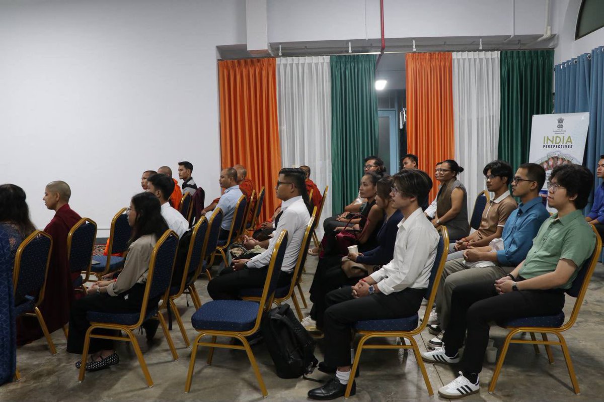 indembcam's tweet photo. Nalanda University Alumni Meet was held at the Yoga and Dance Centre, Embassy of India bringing together alumni to reconnect, share experiences, and strengthen the enduring India-Cambodia educational partnership. 🇮🇳🤝🇰🇭 https://t.co/0h72odxU7S