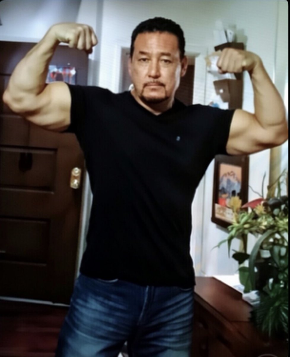 Mikemagoo90w's tweet photo. @all_about_gym Hello muscle mommy , I seem to see you every where https://t.co/5LEKewR6gi