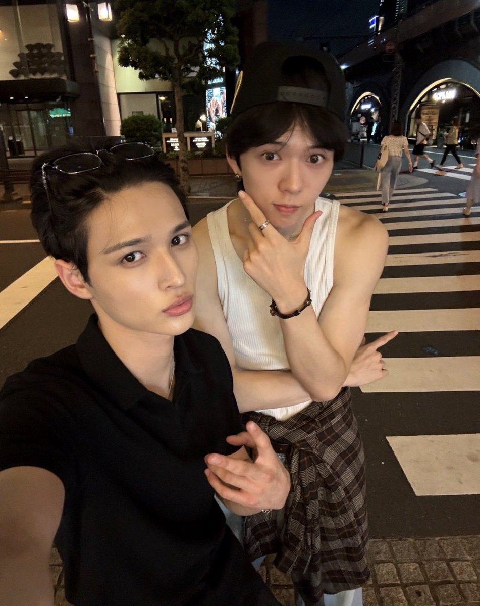 ariayahhhh's tweet photo. this mealll of a weverse post…thank you mackiah https://t.co/1oh9I8dioU