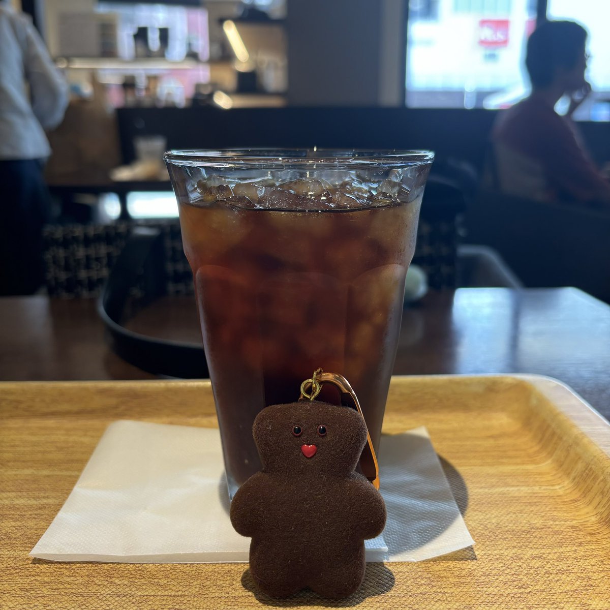 ponucko's tweet photo. セルフでアイスティー頼んだつもりがアイスコーヒーだった🥹 https://t.co/BbAxFEchy8