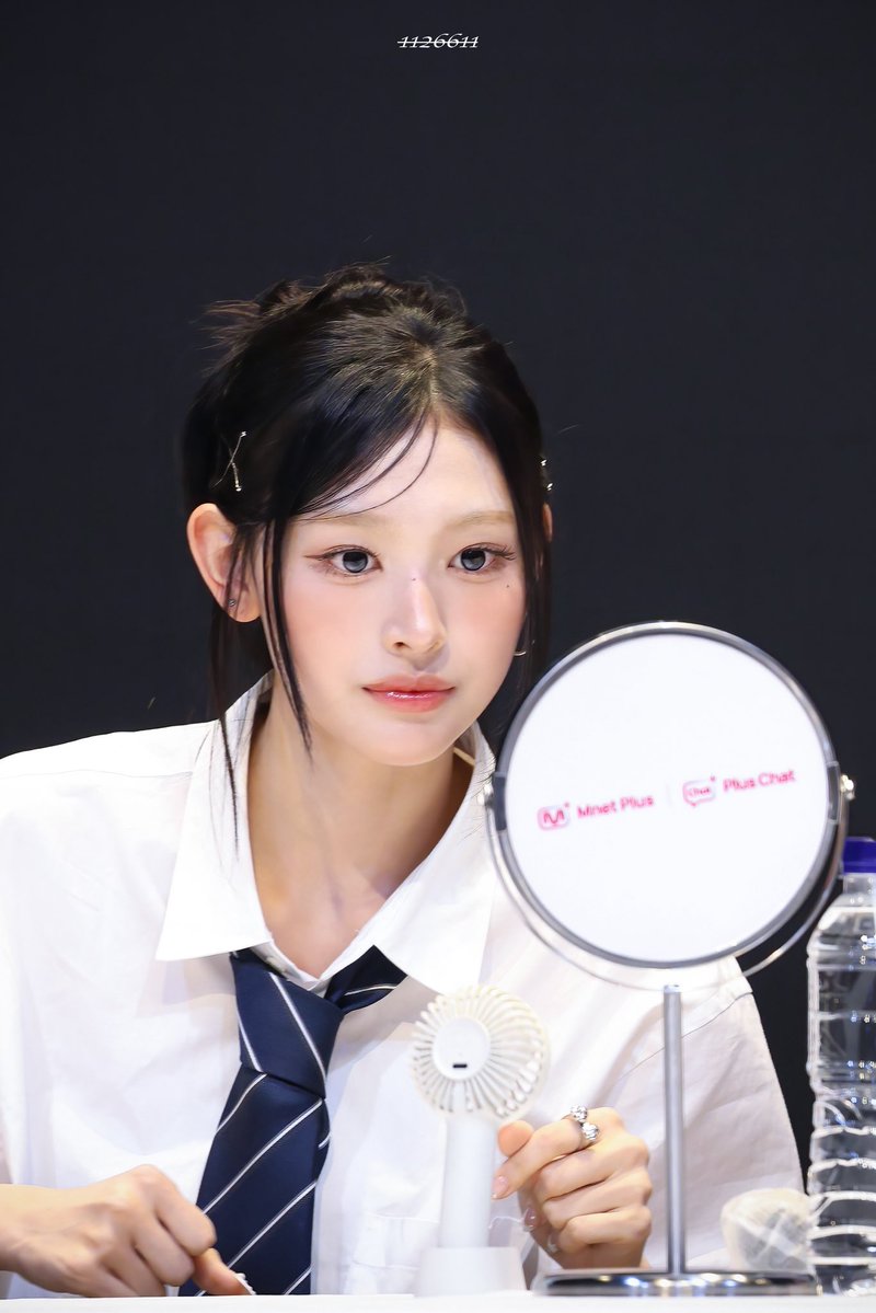 anth1126611R's tweet photo. 260718

#MINAMI #미나미 #ZENA #제나
#RESCENE #리센느 https://t.co/nmnsayrTeG