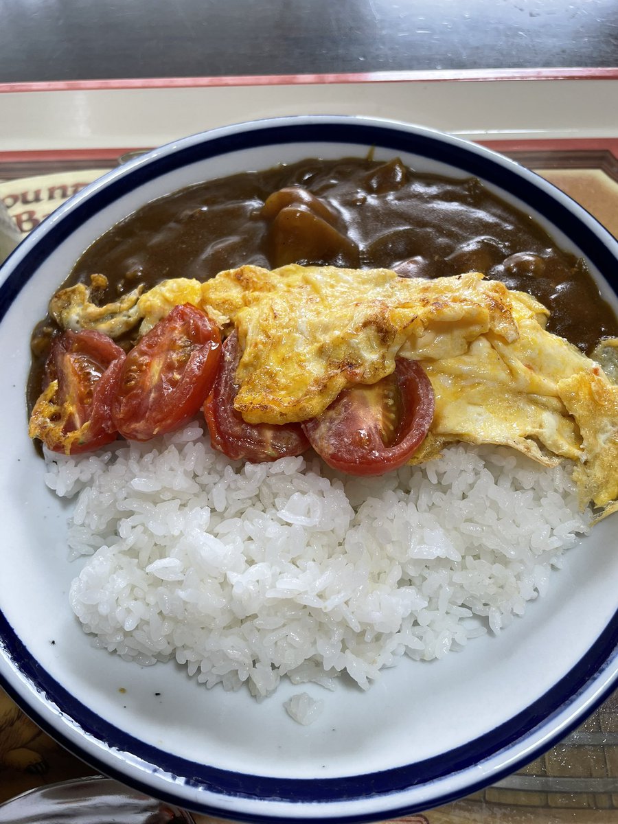 tomtom19661209's tweet photo. 今日明日
カレー
まずは出来立てサラサラカレー🍛
トマトオムレツ乗せ🍅
夜は
納豆カレーにしよ https://t.co/SdJUQqS5NZ